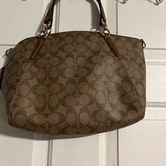 Coach - Picture 2 of 2